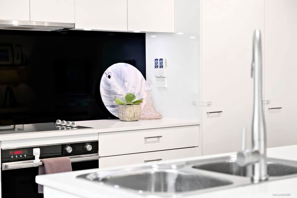 Property Photos 9